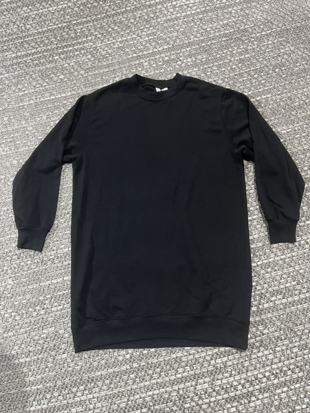 H&M | Oversized Black Crewneck Sweater Dress